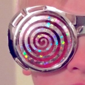 Meet your Posher, Yvonne